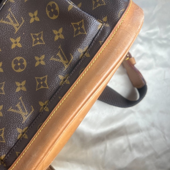 Louis Vuitton Montsouris Backpack GM - Picture 9 of 14
